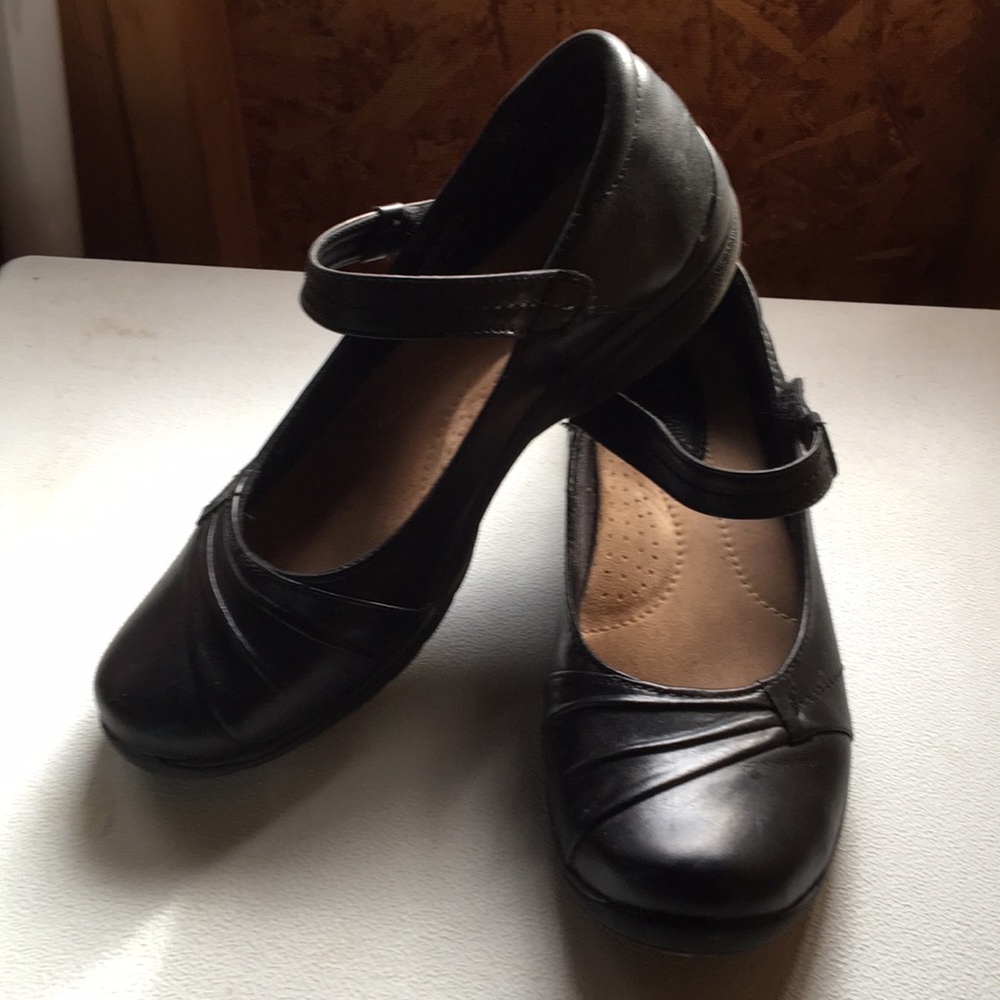 Earth Origins by Earth Sz9.5 Leather MaryJanes